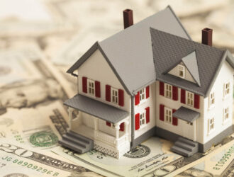 Como escolher uma corretora de fundos imobiliários (FIIs)?